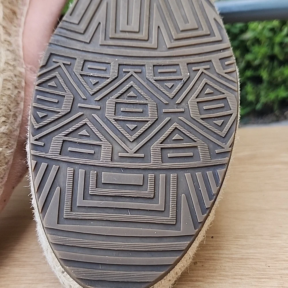 UGG Heidi Perforated Platform Suede  Espadrille Moccasin Size 11